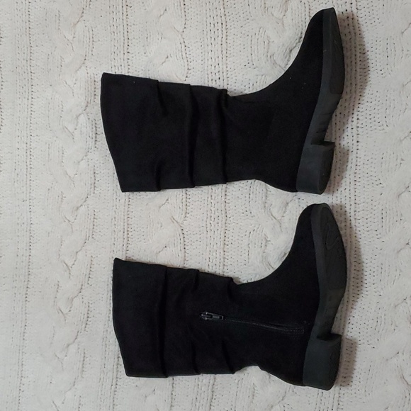 NWT Boots - Picture 4 of 8